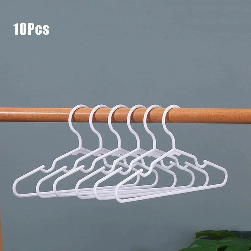 Clothes Hangers, Non Slip Plastic Coat Hangers, Space Saving Hangers, Heavy Duty, Hanging Dry Wet Clothes