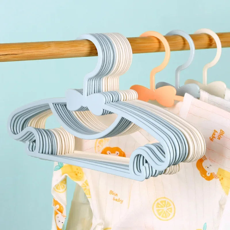 5-50Pcs Baby Hangers Plastic Kids Clothes Storage Hanger for Nursery Children Hangers Toddler Infant Portable Coats Home Rack