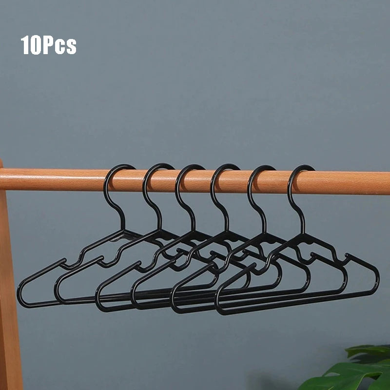 Clothes Hangers, Non Slip Plastic Coat Hangers, Space Saving Hangers, Heavy Duty, Hanging Dry Wet Clothes