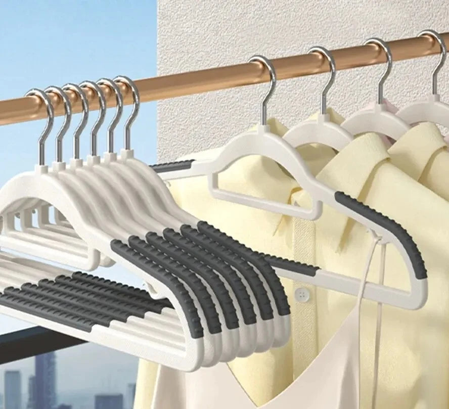 No trace dry and wet dual-use coat rack, 10 pieces, family dual card anti-slip hangers, beautiful and stylish.