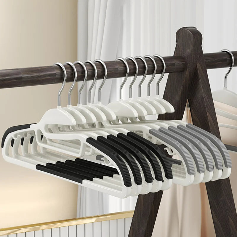10pcs Non-Slip No Trace Hanger Coated Metal Clothes Hangers Thicken Suit Coat Shirt Jacket Hanging Hanger with Round Notches