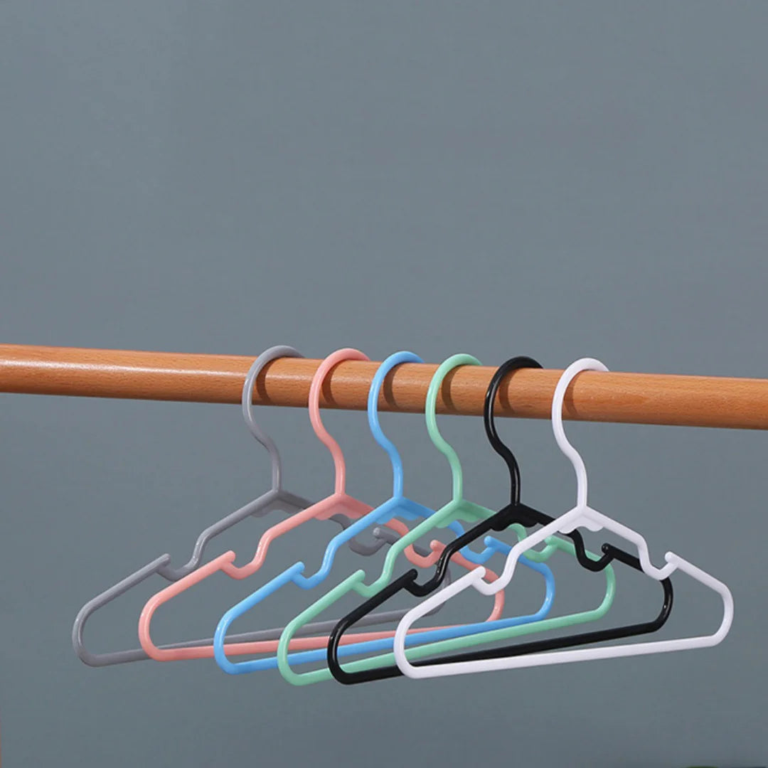 Clothes Hangers, Non Slip Plastic Coat Hangers, Space Saving Hangers, Heavy Duty, Hanging Dry Wet Clothes