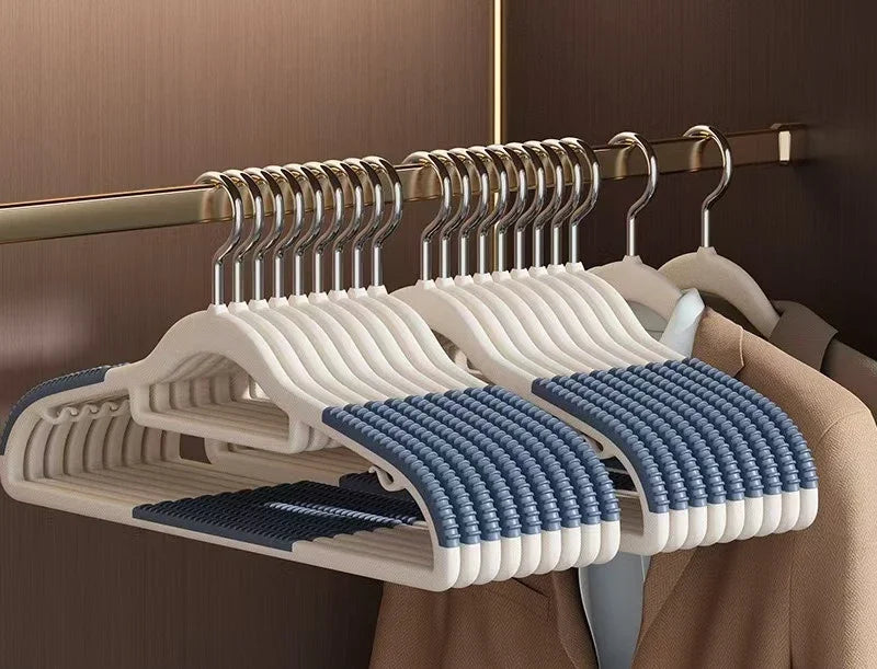 No trace dry and wet dual-use coat rack, 10 pieces, family dual card anti-slip hangers, beautiful and stylish.